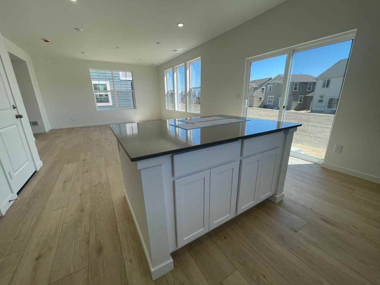 755 Yankee Boy Loop - Photo 5 of 35