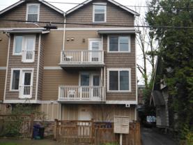 4218A 7th Ave Ne - Photo 1 of 1