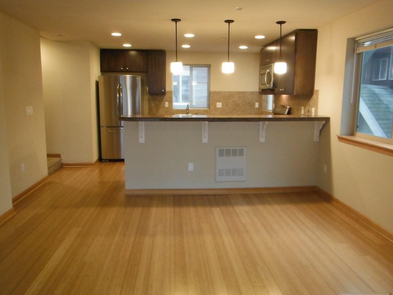 4218A 7th Ave Ne - Photo 3 of 18