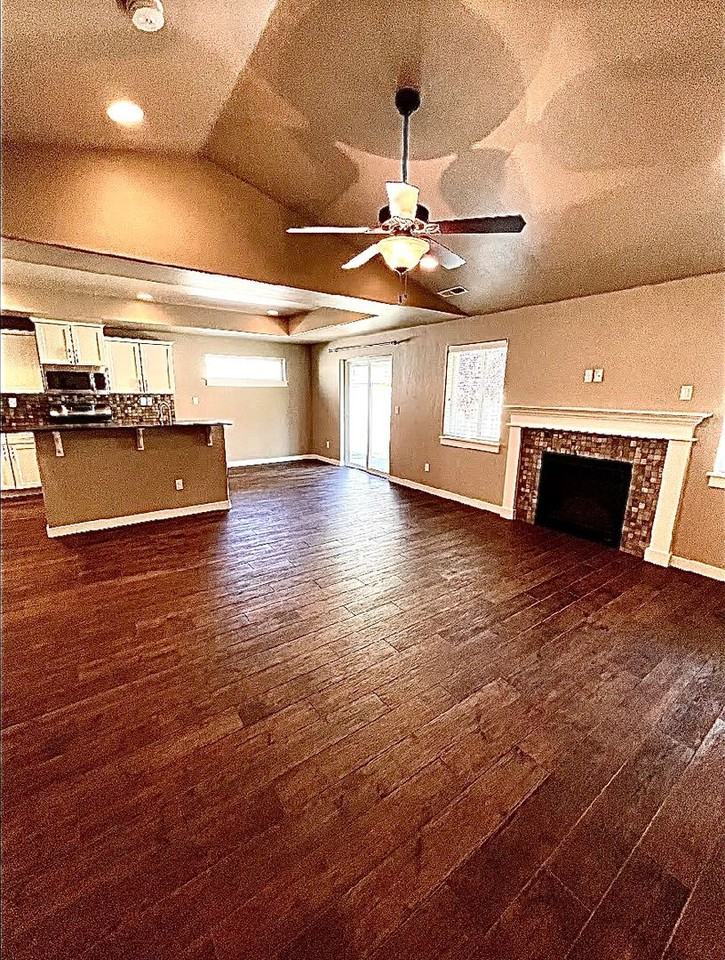 3844 W Magnolia Ln - Photo 7 of 43