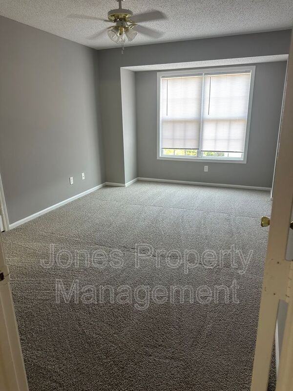 1518 Union Rd Apt H - Photo 2 of 7