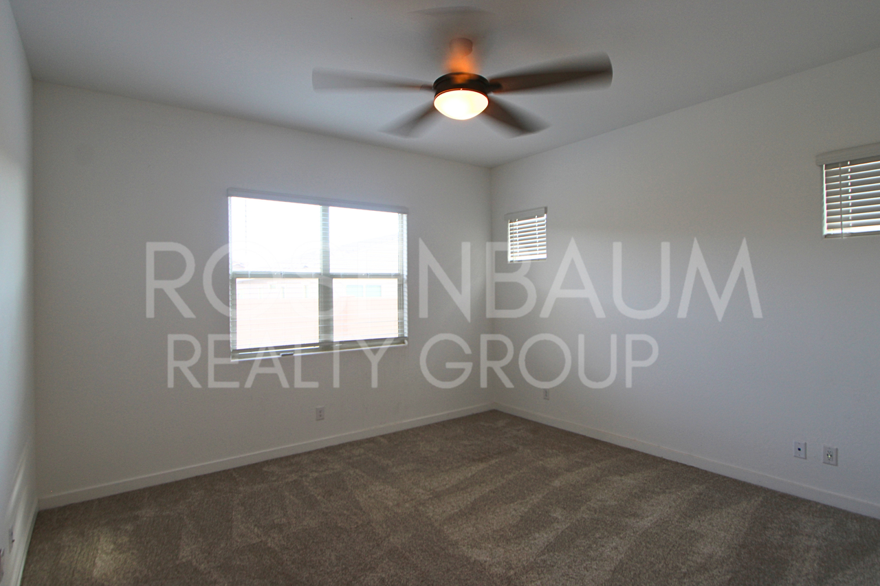 2931 E Magdalena Dr - Photo 3 of 21