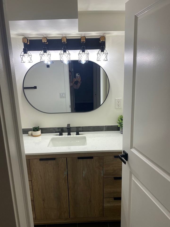 600 Scenic Dr S - Photo 2 of 19