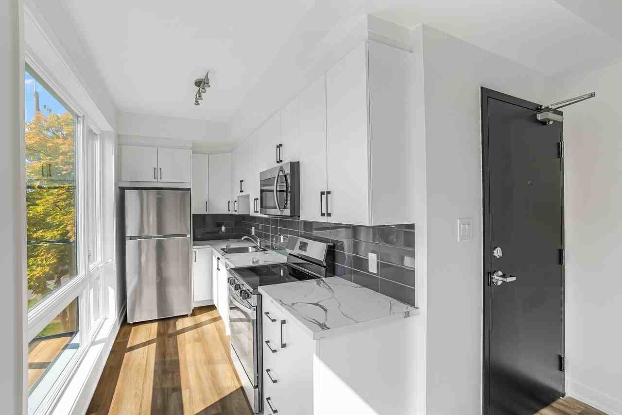 391 Dieppe Street #5 - Photo 2 of 8