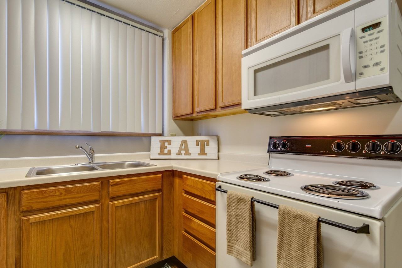 Stevens Apartments - Photo 2 of 11