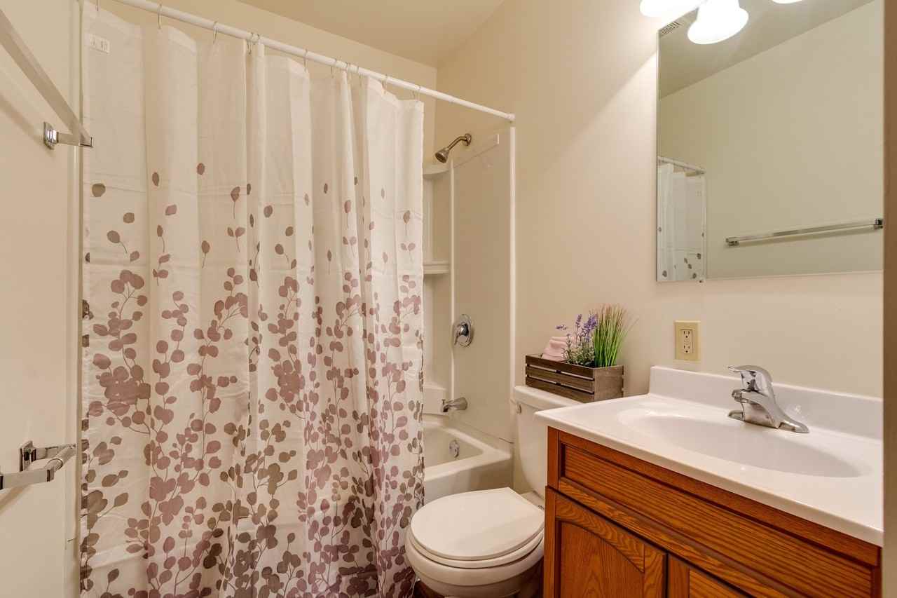 Stevens Apartments - Photo 7 of 11