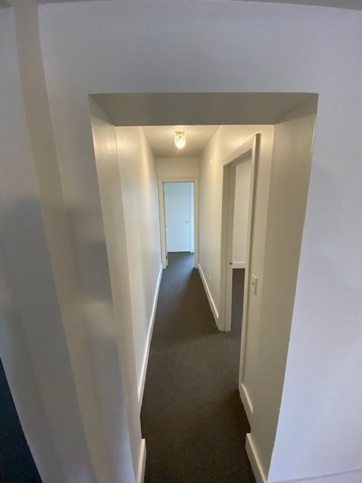 3803 67th St - Photo 5 of 9