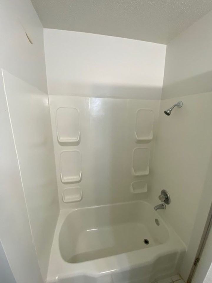 3803 67th St - Photo 7 of 9