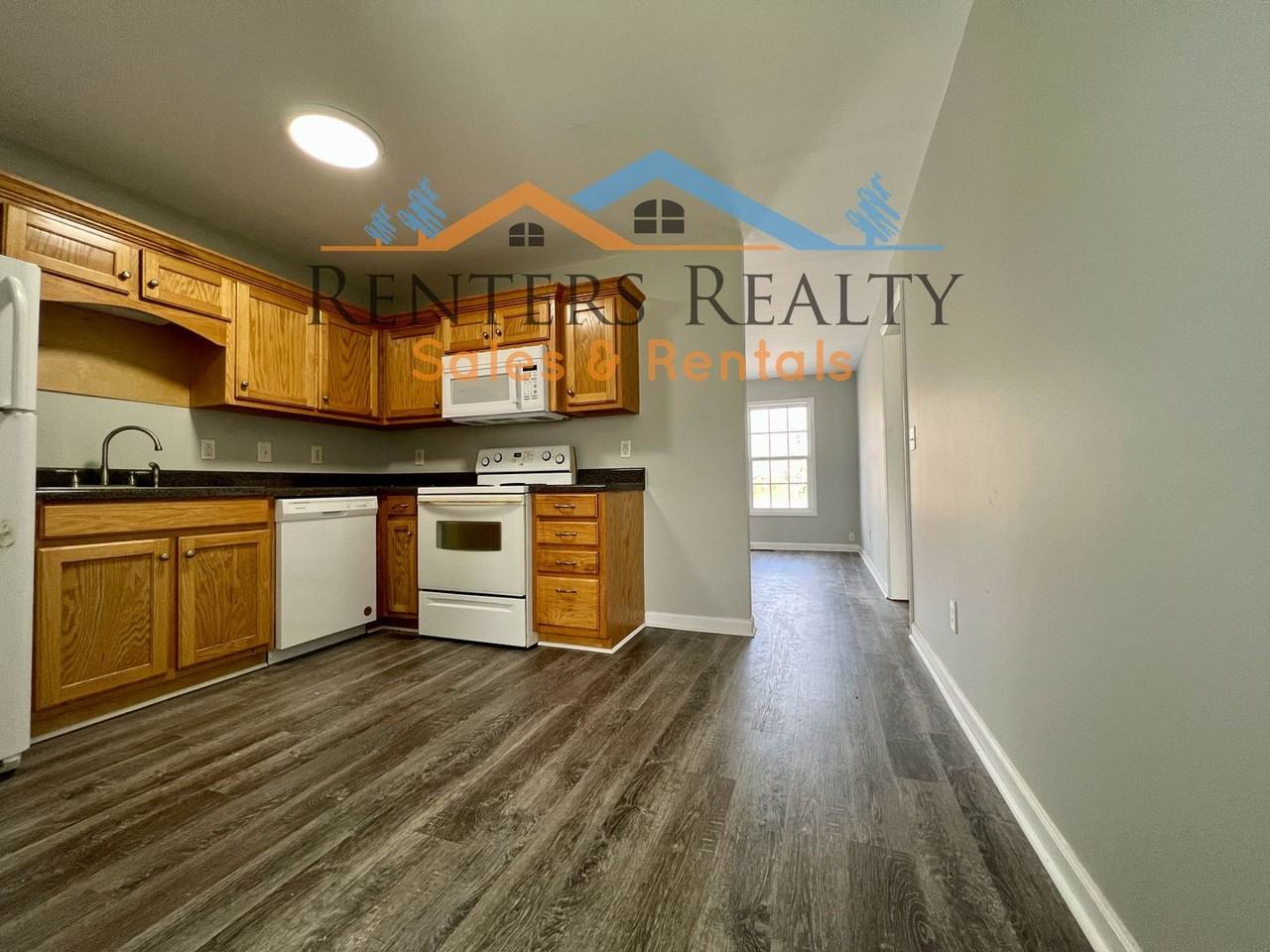 1346 Carter Grove Rd #A - Photo 3 of 9