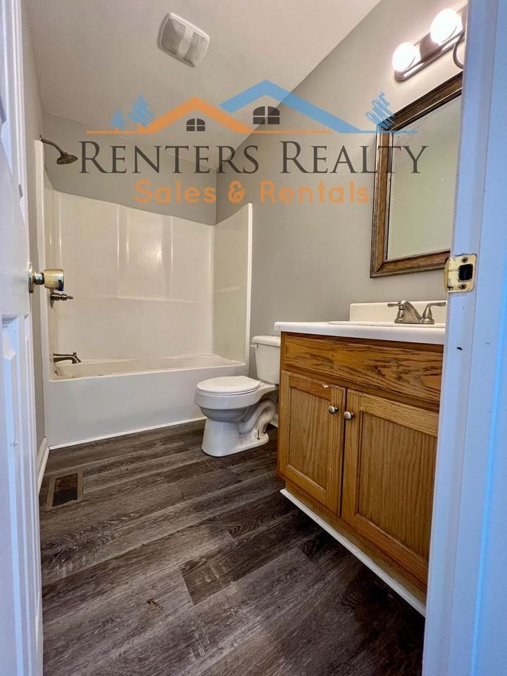 1346 Carter Grove Rd #A - Photo 7 of 9