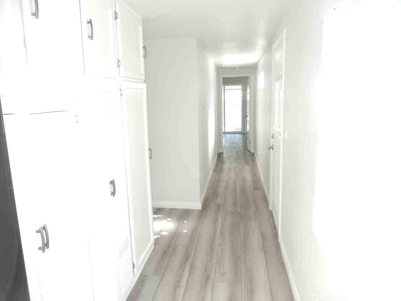 1323 Nashville St - Photo 4 of 15