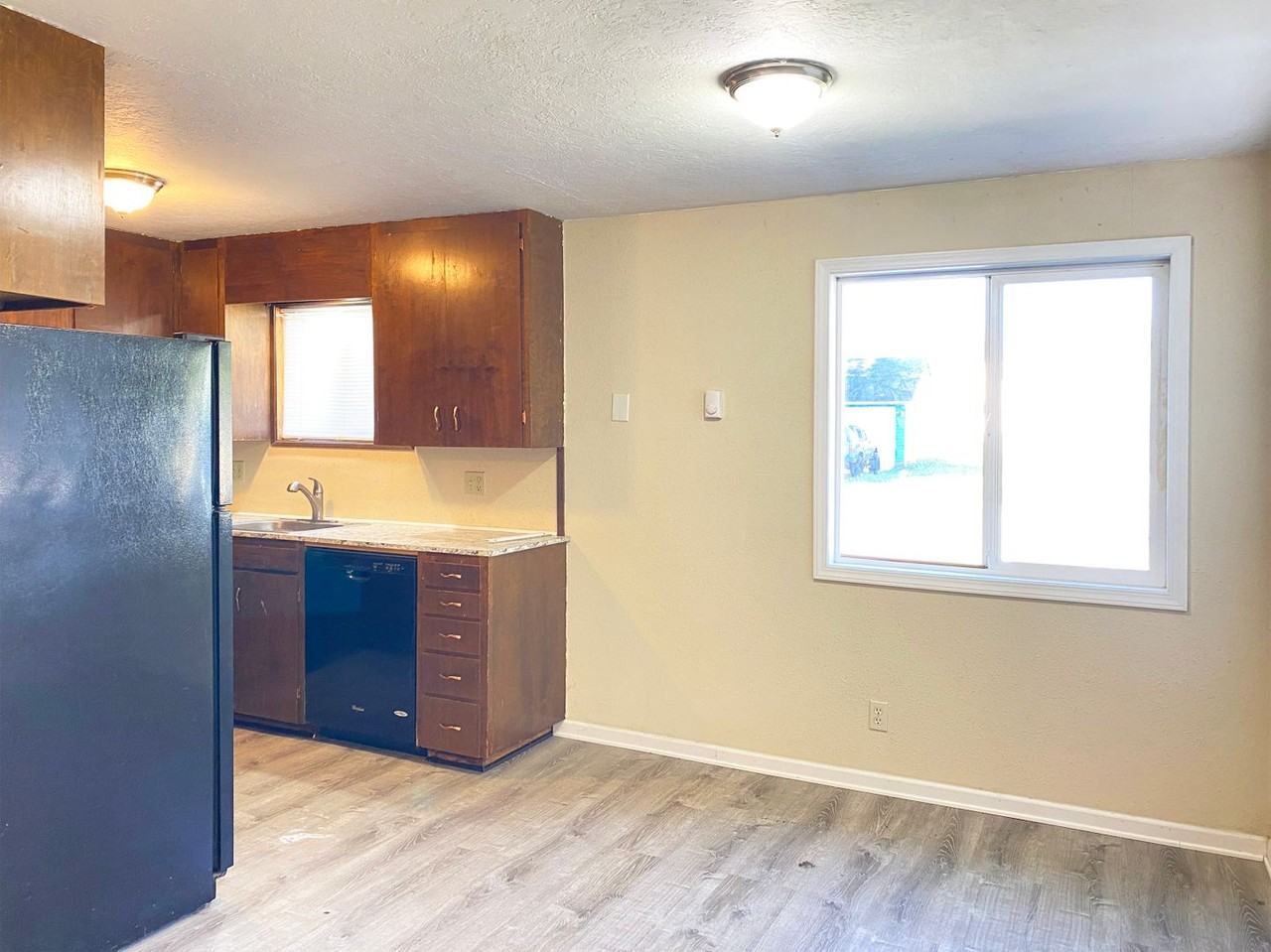 26th1015-1017 - Photo 2 of 10