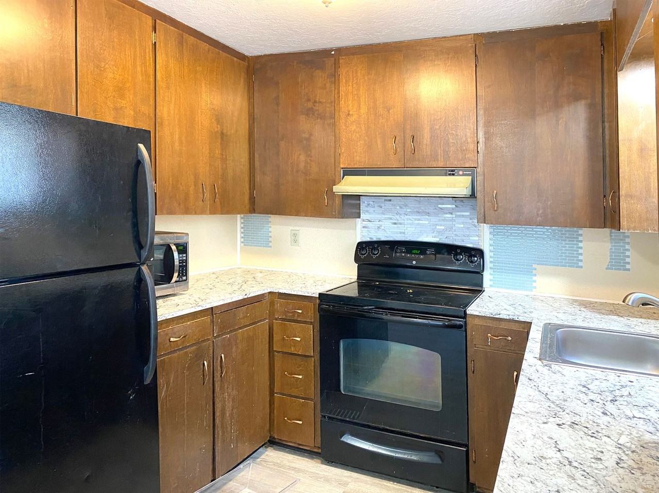 26th1015-1017 - Photo 3 of 10