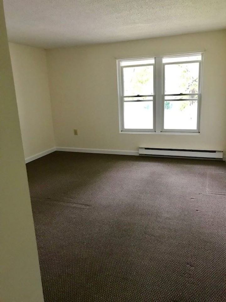 9D River Street - Photo 4 of 24