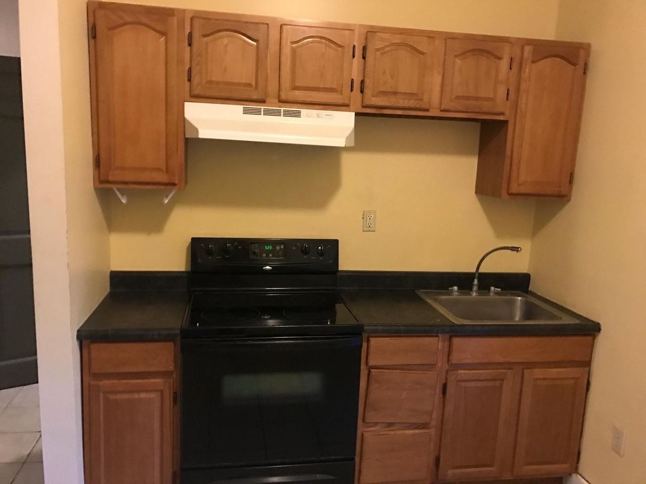 531 Franklin Street - Photo 2 of 8