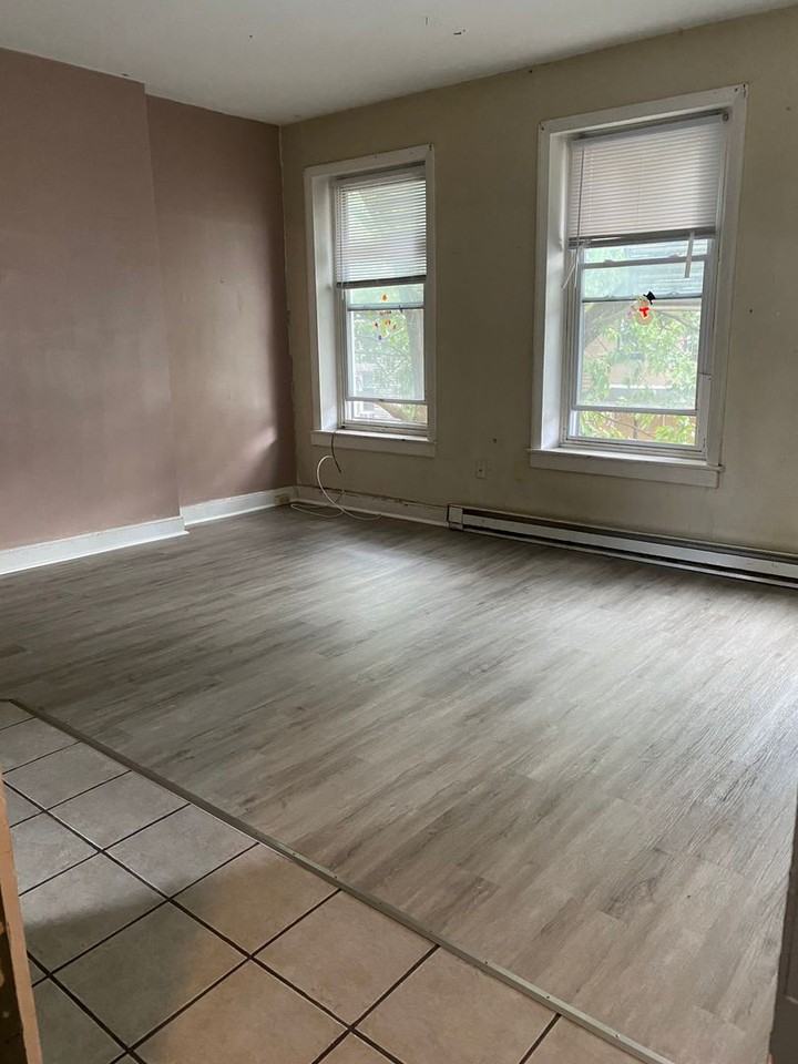 531 Franklin Street - Photo 4 of 8