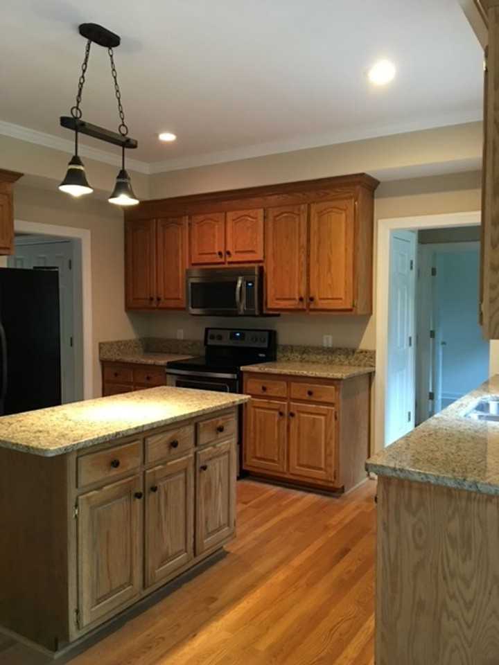 205 Ludlow Dr - Photo 5 of 28