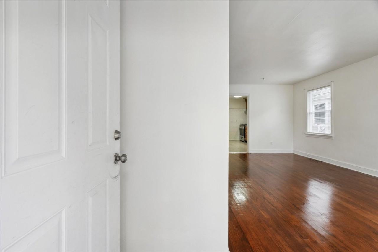 2426 Ruffin St - Photo 2 of 23