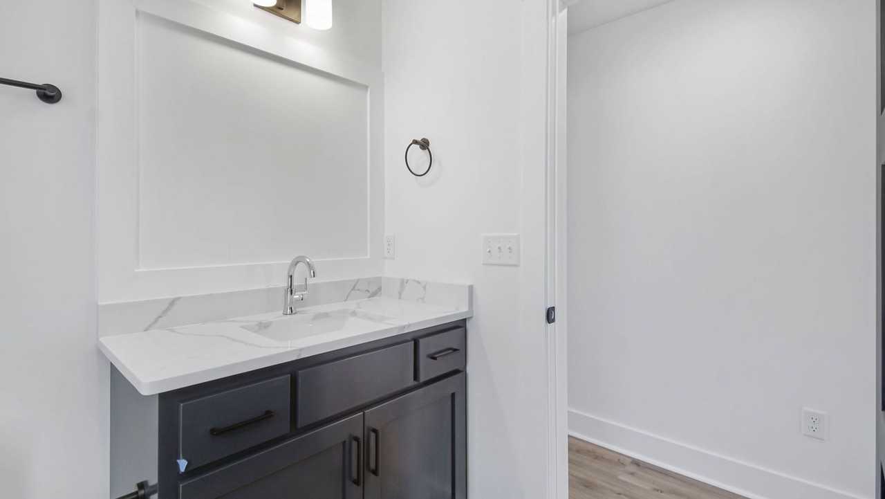 4415 Conifer Ln - Photo 6 of 7