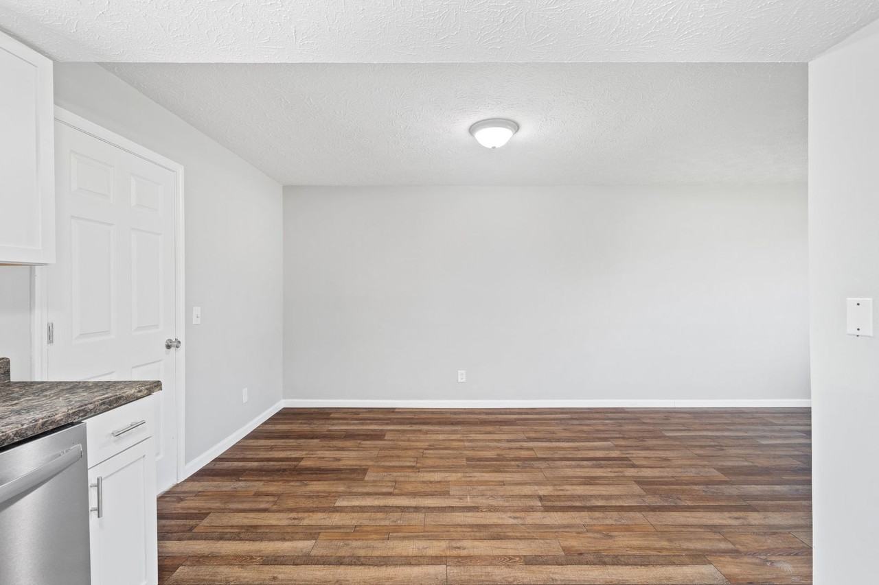 110 Cheri Ln - Photo 7 of 18