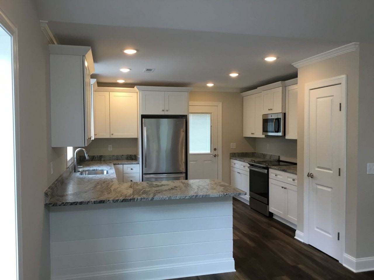 1261 Long Leaf Rd - Photo 3 of 15