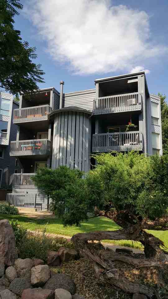 2000 5th St #C - Photo 2 of 9