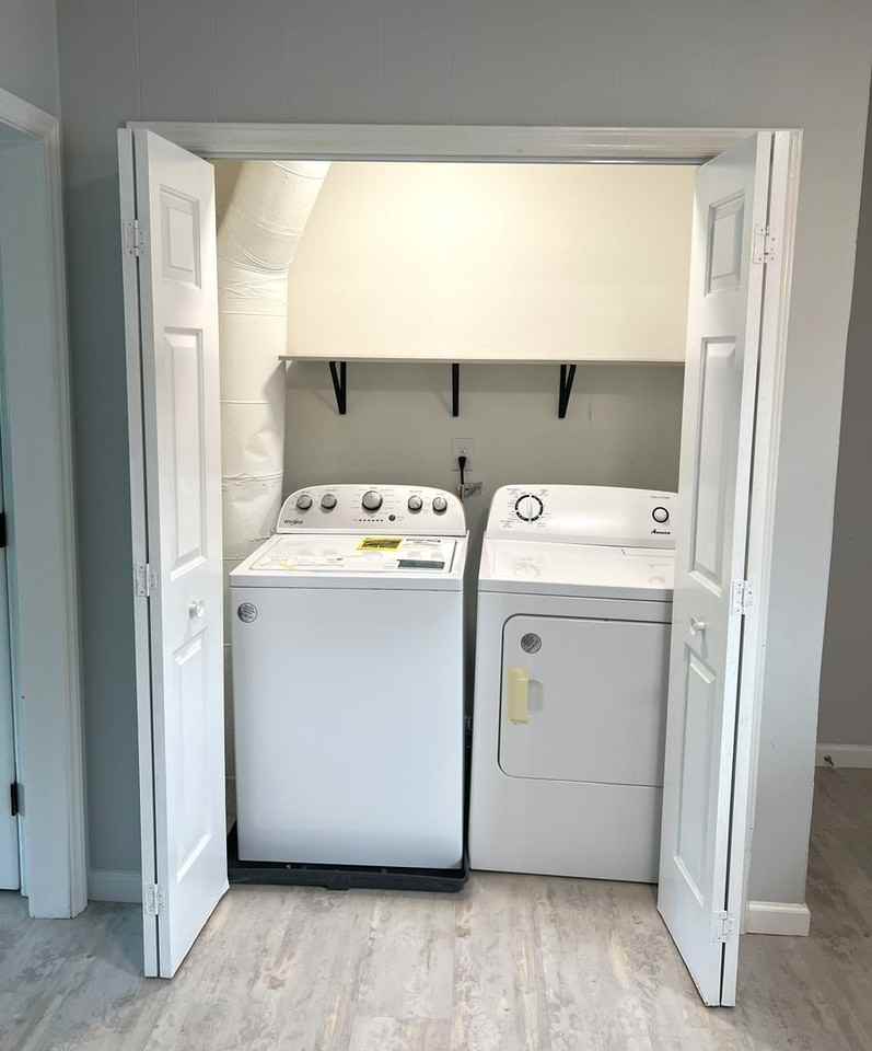 187 Holliman St - Photo 4 of 9
