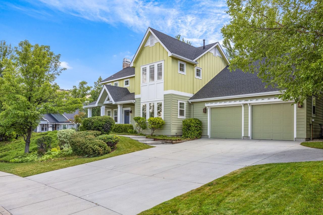 4606 N Torridon Way - Photo 2 of 50