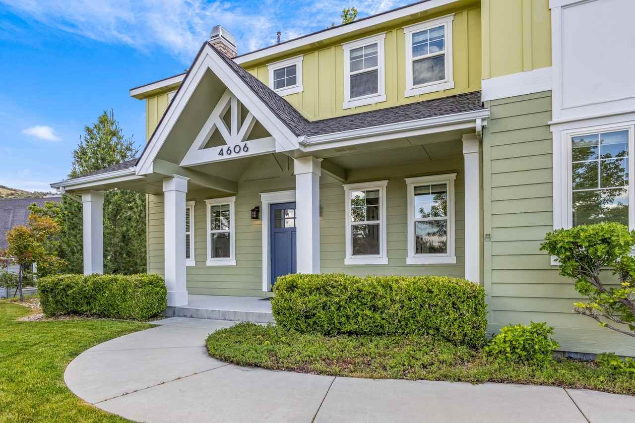 4606 N Torridon Way - Photo 3 of 50