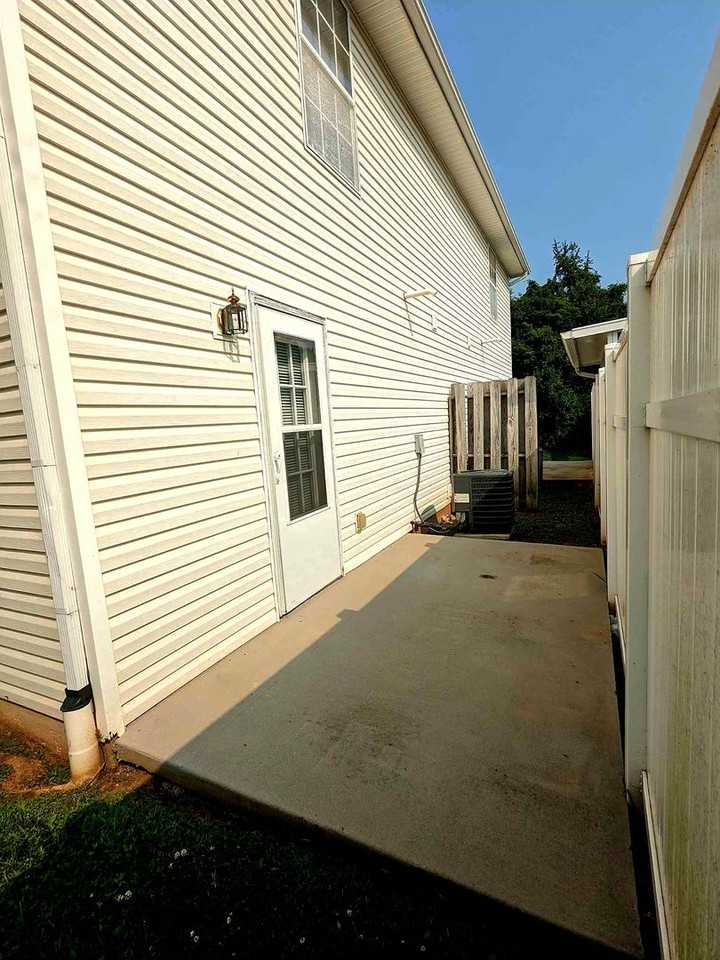 4703 Scepter Way - Photo 2 of 9