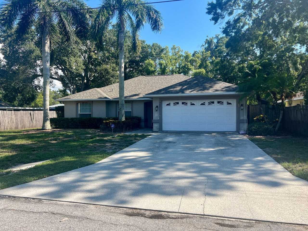 307 48th Street Ct E - Photo 2 of 27