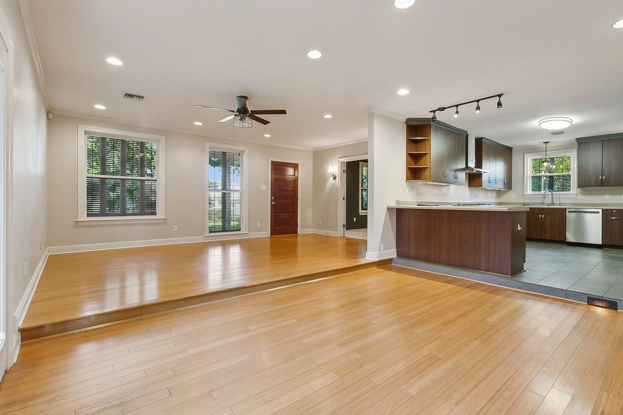 5427 Charlotte Dr - Photo 4 of 20