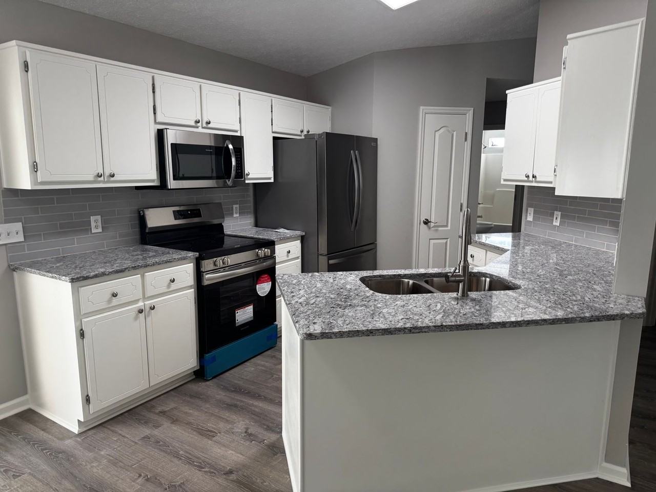 309 Argonaut St - Photo 4 of 12