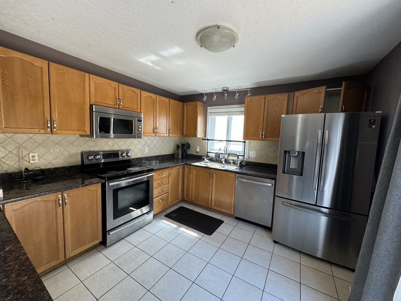 104 Milfoil Crescent - Photo 2 of 19