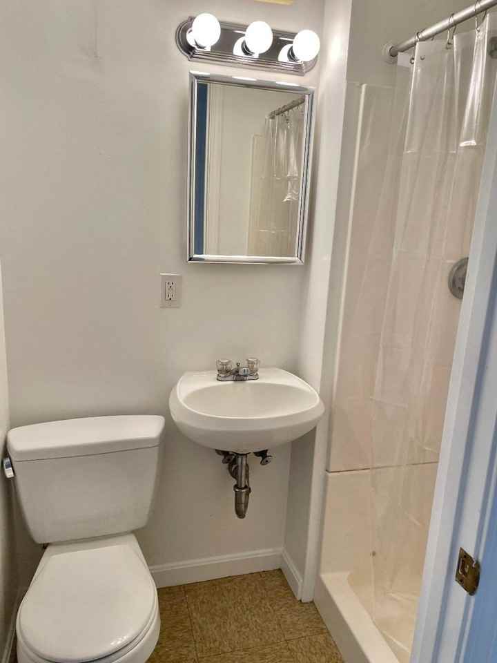 1061 Beacon St #6K - Photo 2 of 5