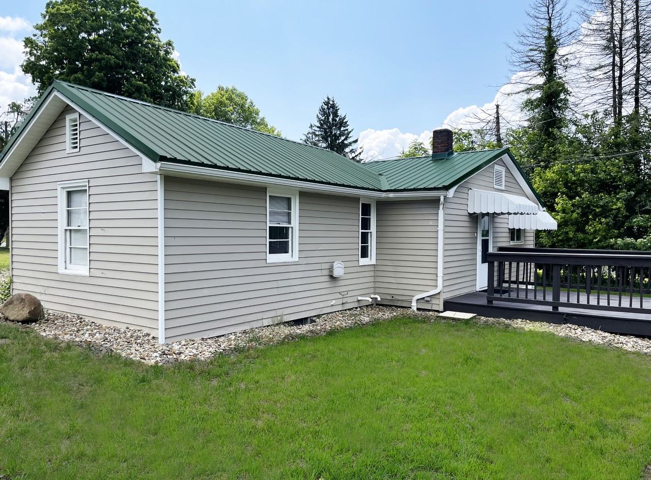 3956 Hollow Rd #NA - Photo 3 of 27