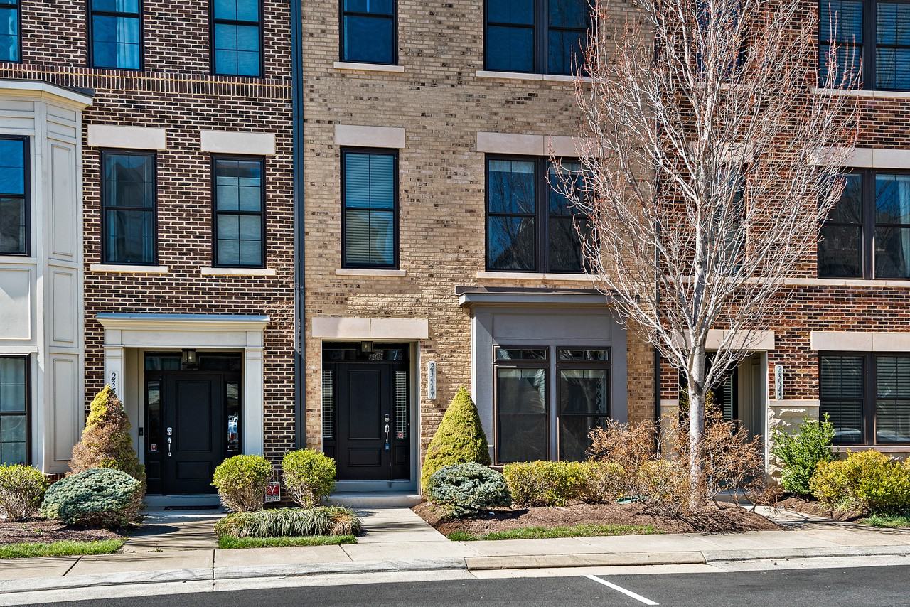 23547 Epperson Sq #NA - Photo 3 of 44