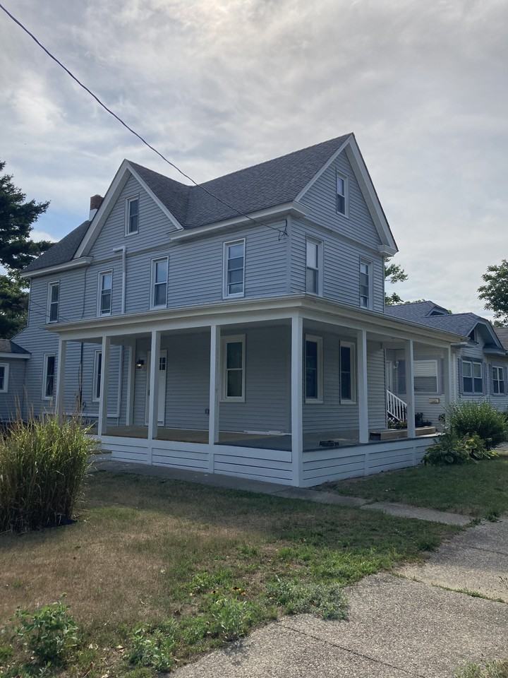 20 Franklin Ave #NA - Photo 3 of 3