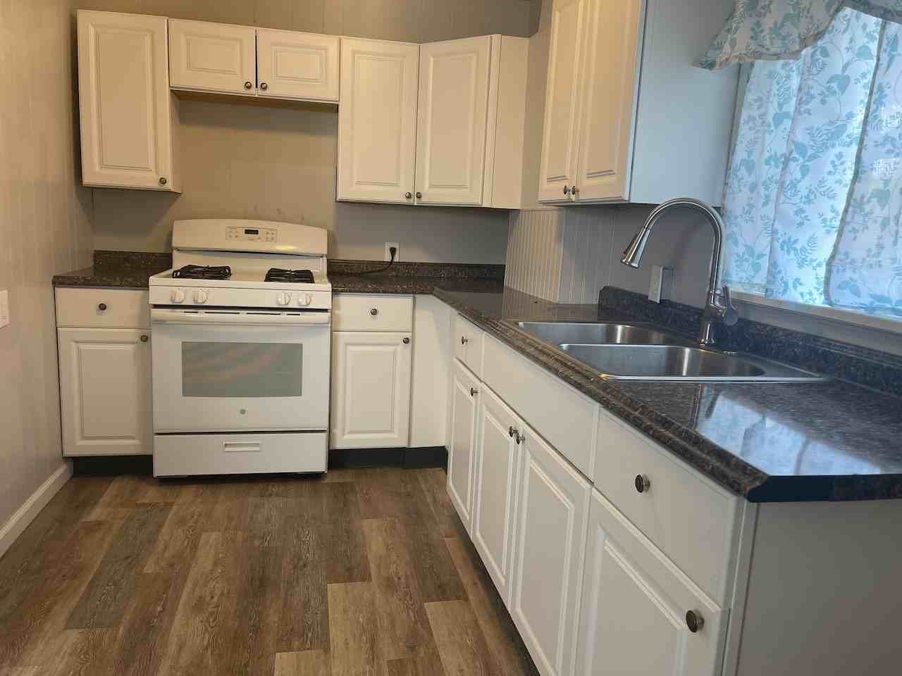 201 Elyria St #5 - Photo 7 of 24