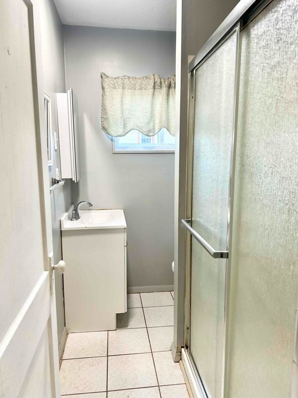 718 Virginia Ave #2 - Photo 3 of 12