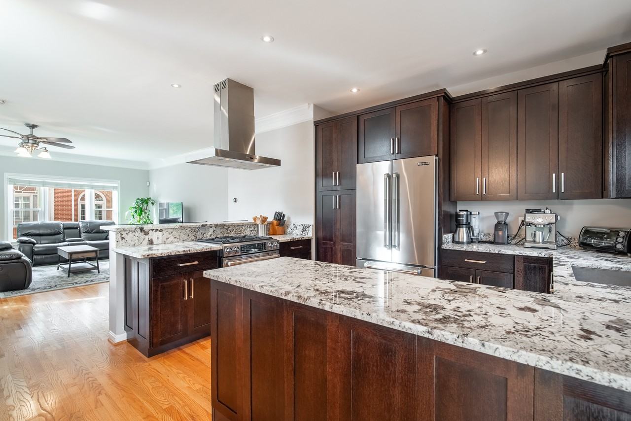 1178 N Vernon St - Photo 6 of 28