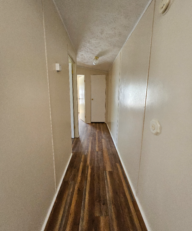 324 Front St - Photo 4 of 11