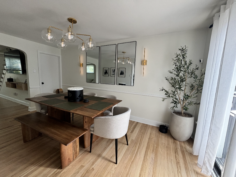 946 Kenwood Rd - Photo 5 of 20