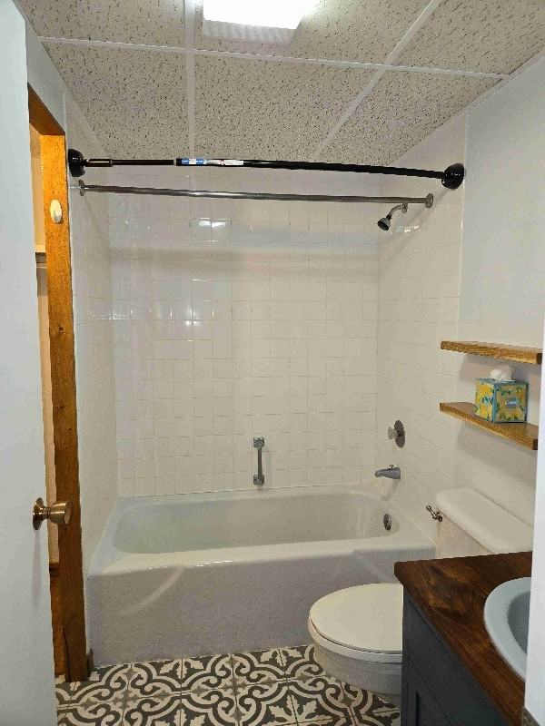 925 1st Ave N #407 - Photo 4 of 11