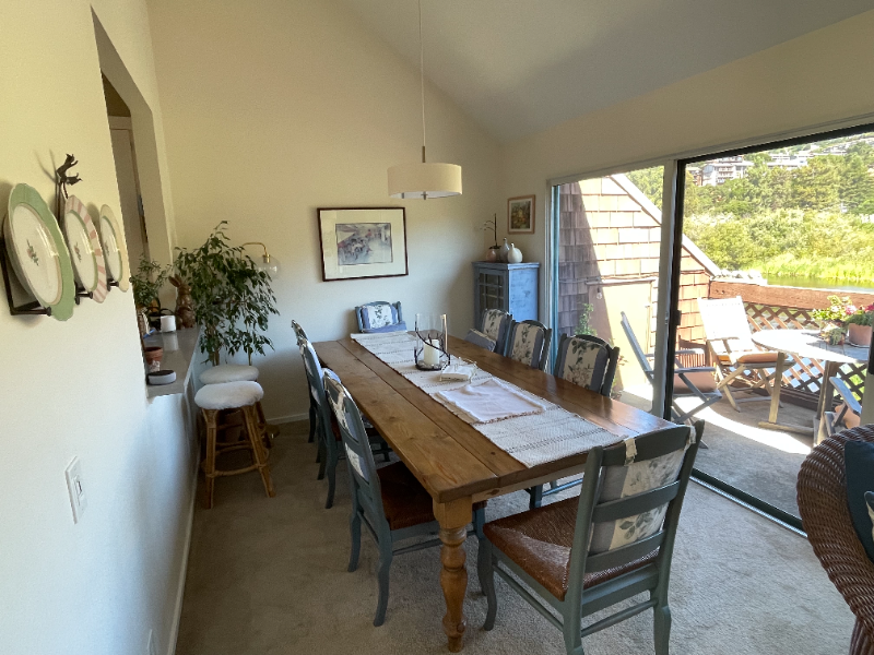 19 Marsh Rd - Photo 2 of 11