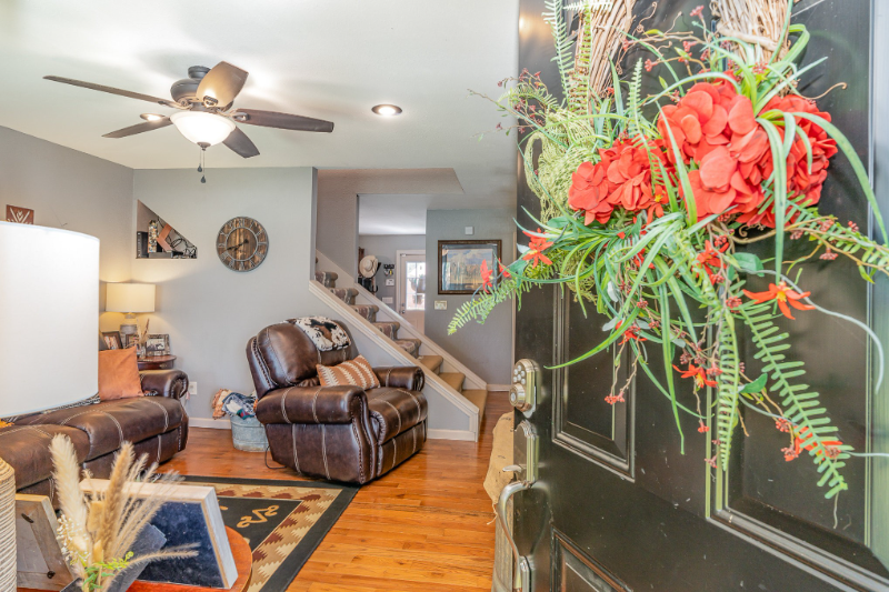 10919 Owens Chapel Rd - Photo 3 of 20
