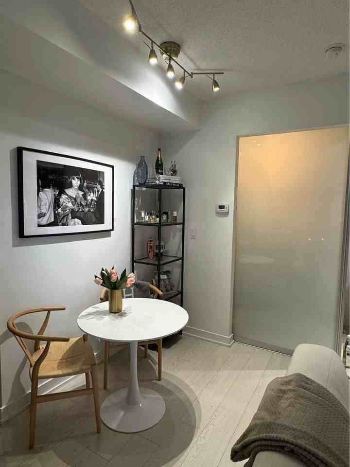 20 Bruyeres Mews #313 - Photo 3 of 19