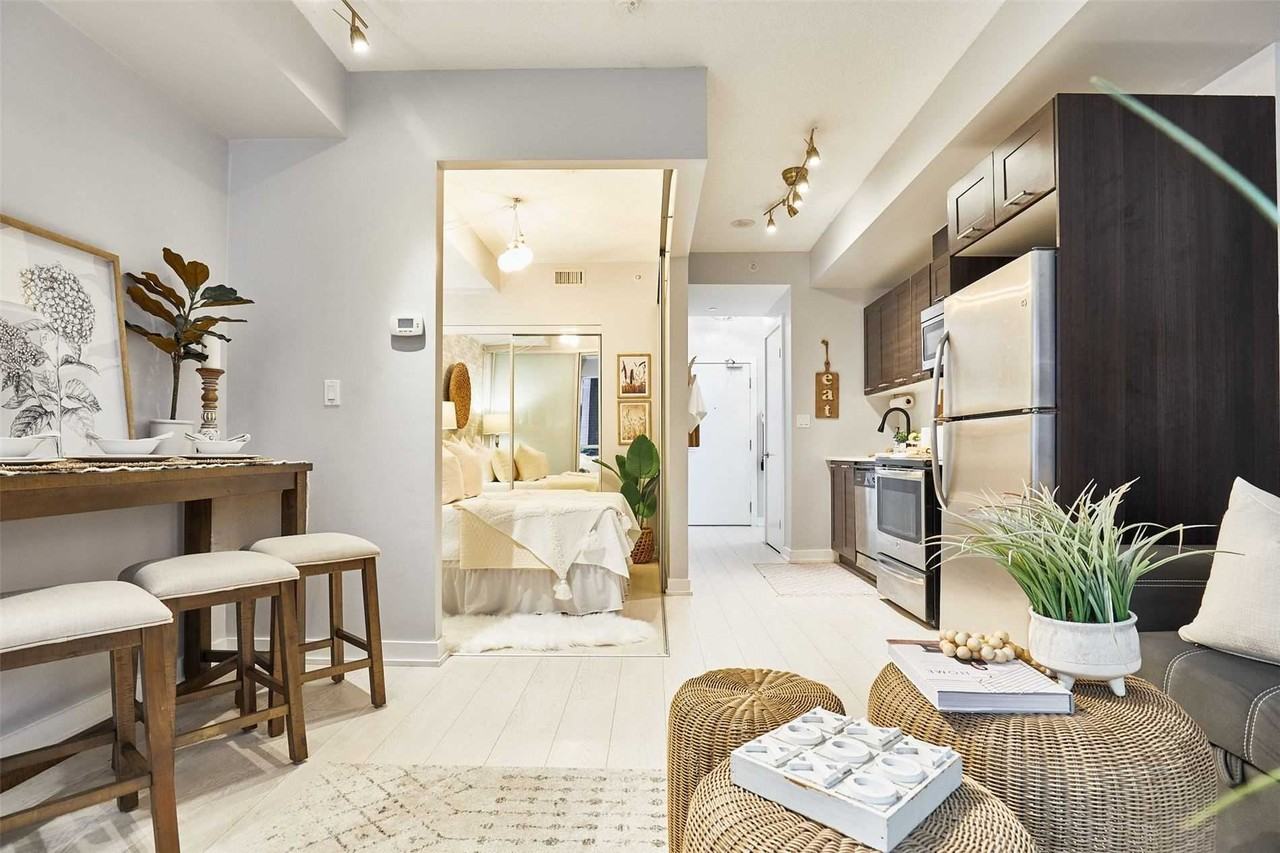 20 Bruyeres Mews #313 - Photo 6 of 19