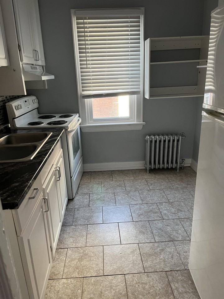 294 4-294 Pine Street #4 - Photo 2 of 14