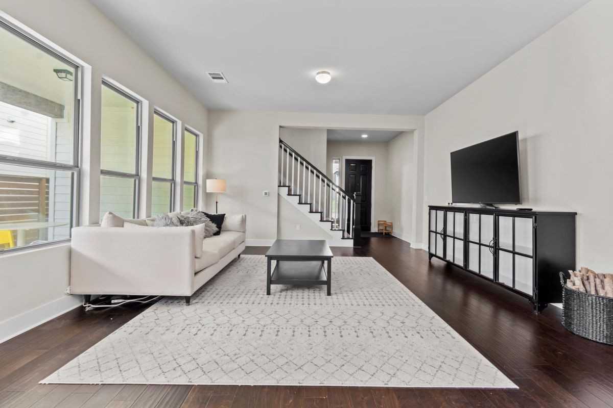 6808 Idea Rd - Photo 2 of 3